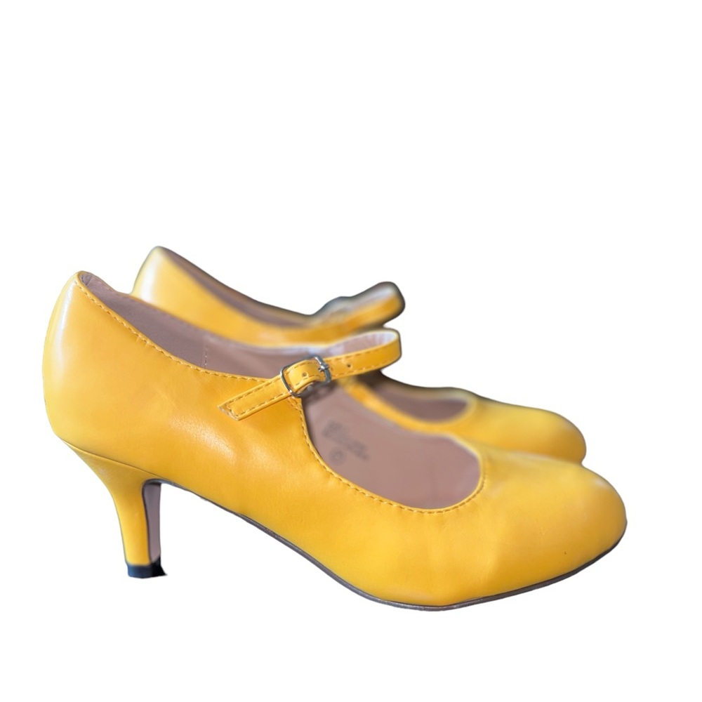 Women’s Yellow Mary Jane Heels - Classic Strappy Pump